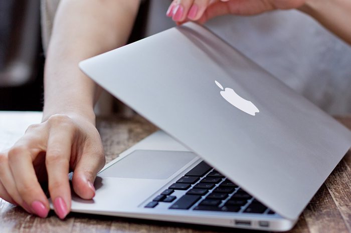What are the 4 Reasons to Use a Mac rather than PC